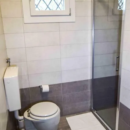 Gambisa Street ゲストハウス Soliera