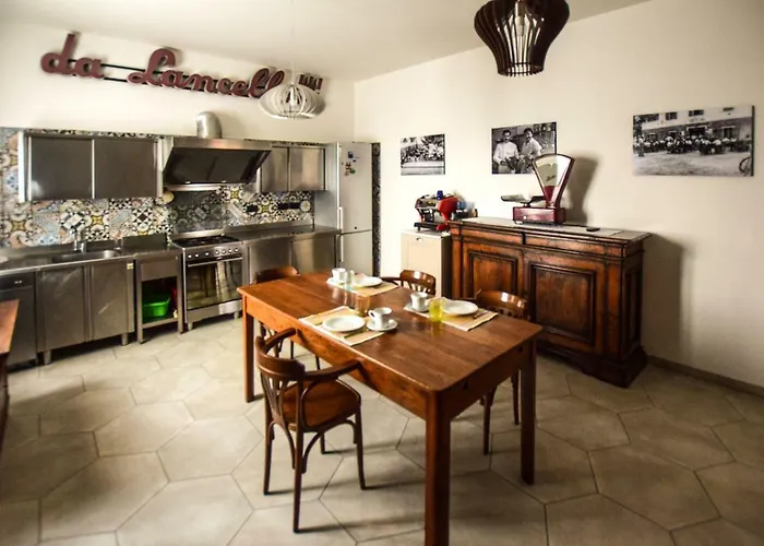 Gambisa Street * Soliera