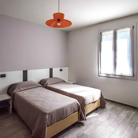 Guest house Gambisa Street *